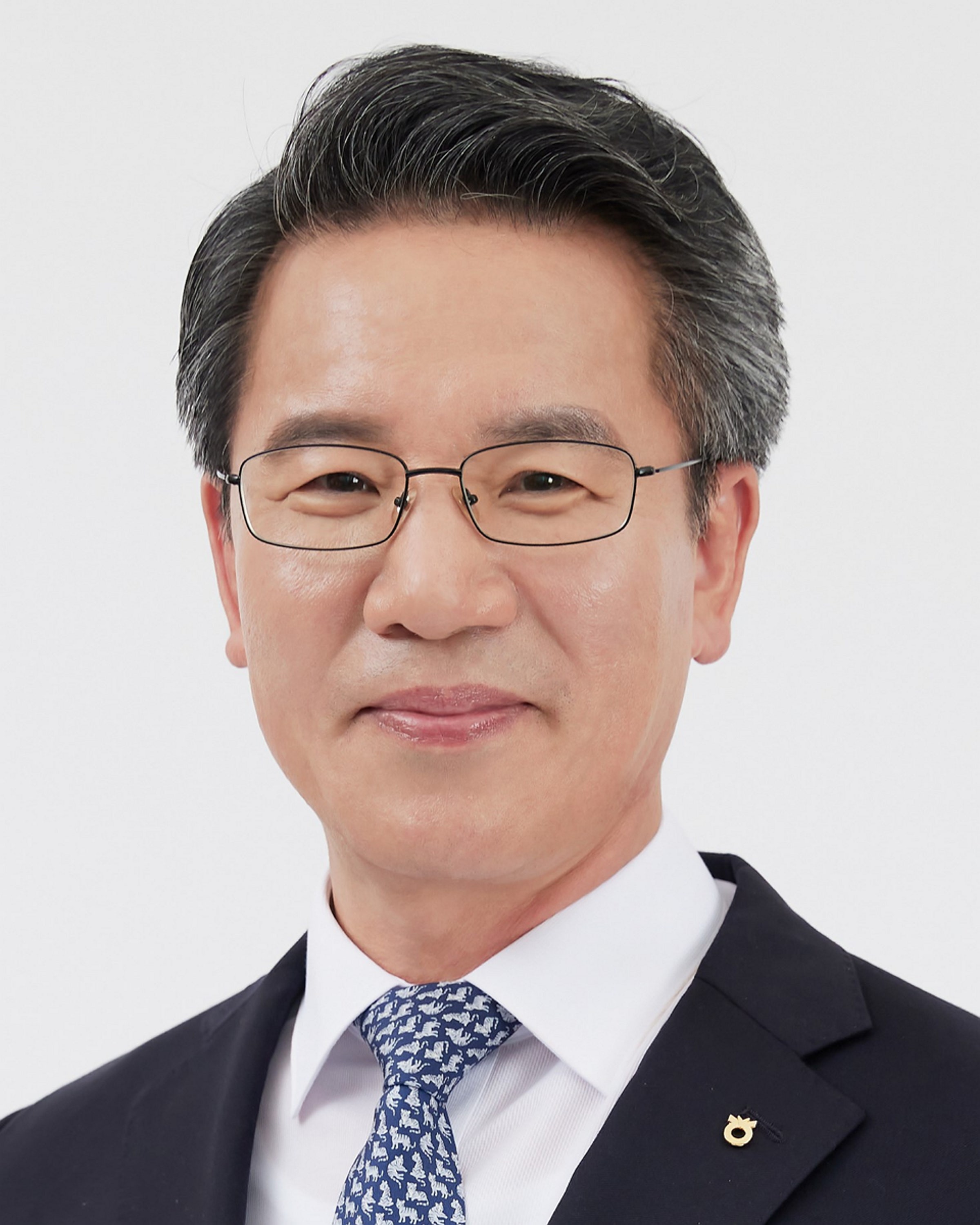 박서홍 이사장